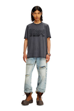 Faded T-shirt with tonal embroidery